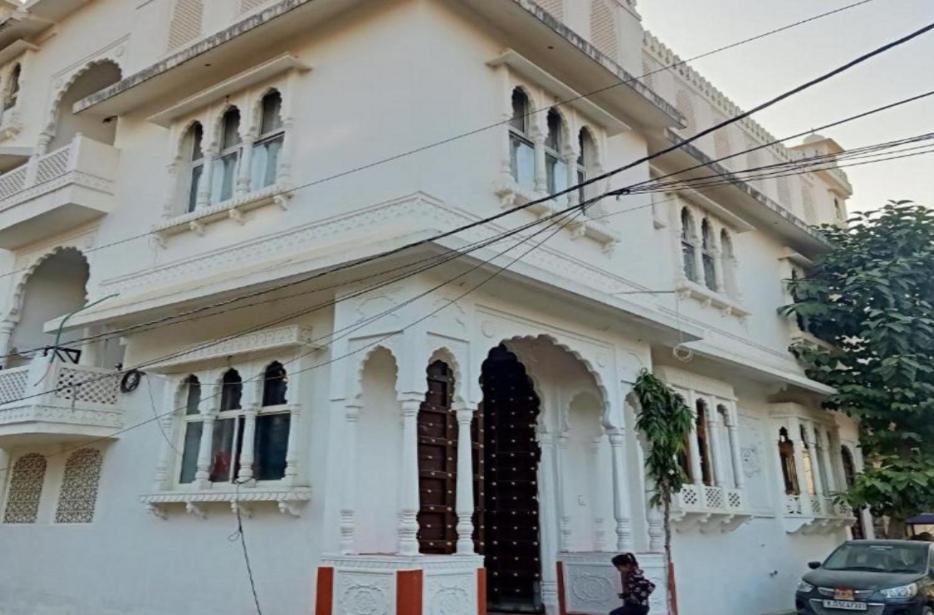 ホテル Hindupura Residency サワイ・マドプール エクステリア 写真